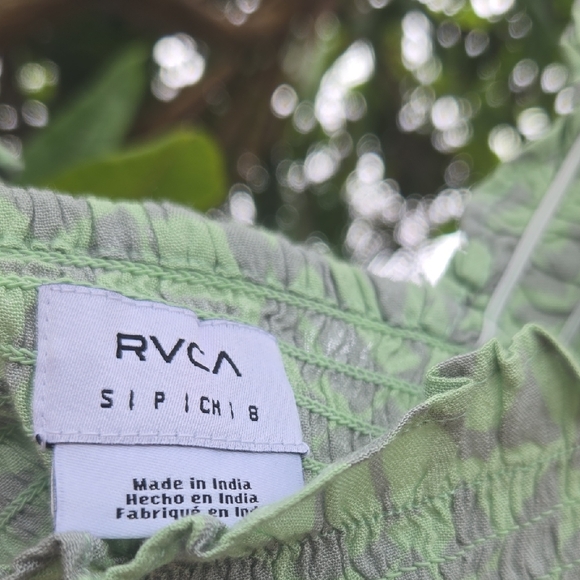 RVCA Green Patterned Crop Top - Picture 3 of 6